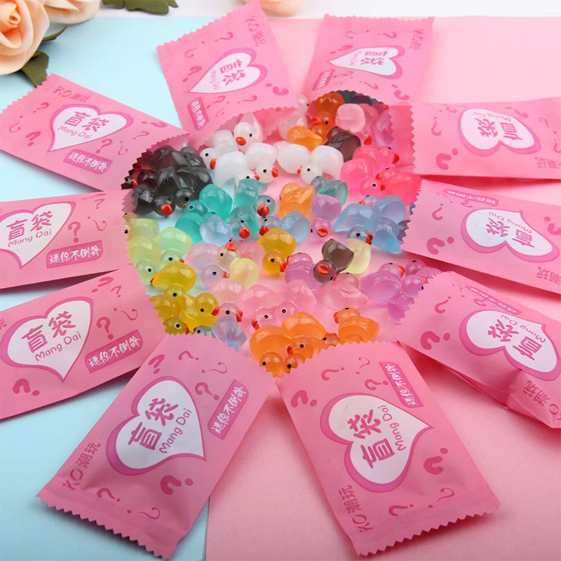 Kids Toys Home - 5pcs Cute Mini Luminous Resin Little