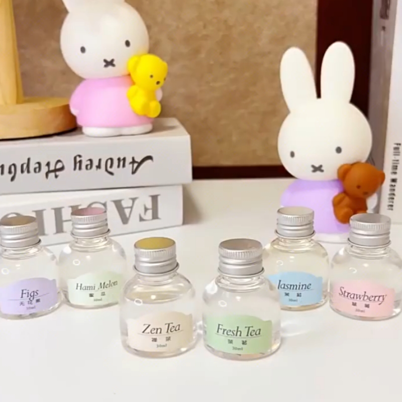 New Genuine Miffy Aroma Series - Kids Toys Home 评论和价格